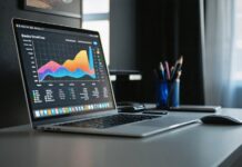 Self-Paced Online Degrees vs Structured Programs: Which Is Better? self paced vs structured degrees